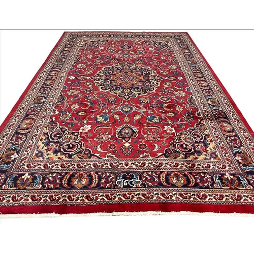 118 - PERSIAN MASHAD CARPET, 300cm x 200cm.