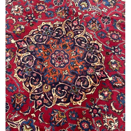 118 - PERSIAN MASHAD CARPET, 300cm x 200cm.