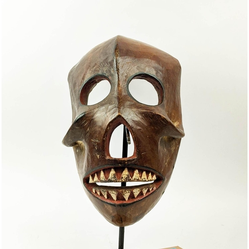 29 - BULU SKULL MASK, Cameroon, 43cm L.