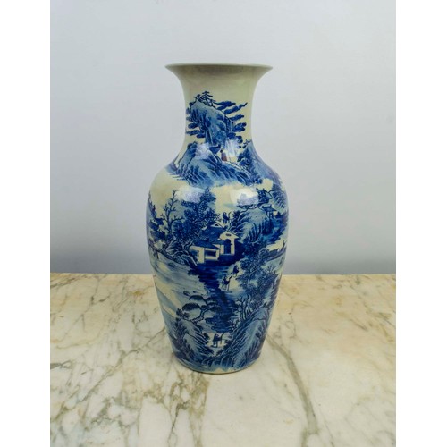 17 - A CHINESE KANGXI STYLE BLUE AND WHITE PORCELAIN VASE, 40cm H.