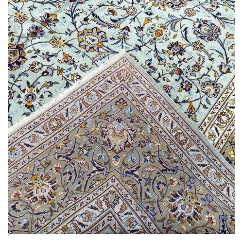 122 - FINE PERSIAN KURK KASHAN CARPET, 438cm x 298cm.