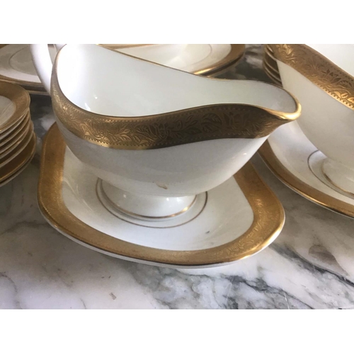 165 - DINNER SERVICE, English Fine Bone China Wedgwood 'Ascot', eight place, nine piece setting, approx 82... 