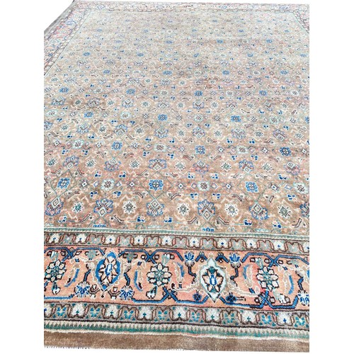 103 - ANTIQUE PERSIAN MAHAL CARPET, 380cm x 303cm.