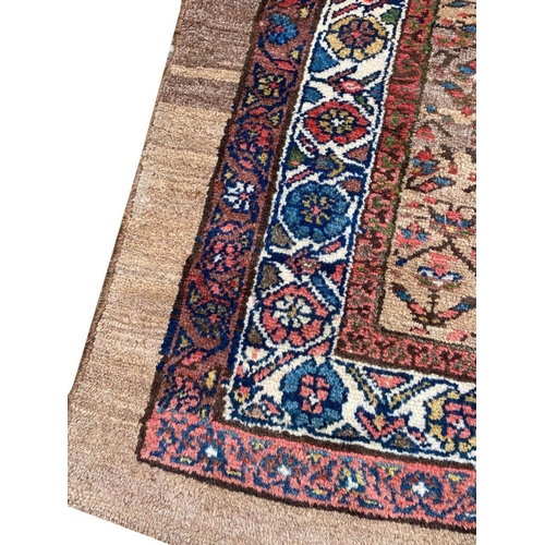 88 - ANTIQUE SERAPI RUNNER, 286cm x 112cm.