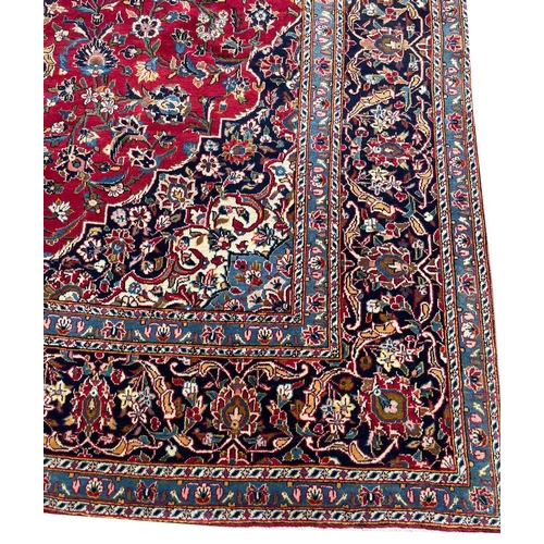 89 - FINE PERSIAN SIGNED KASHAN CARPET, 338cm x 218cm.