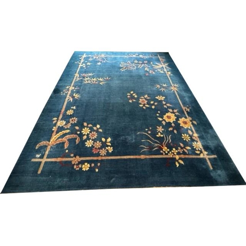 105 - ANTIQUE CHINESE PEKING CARPET, 420cm x 330cm.