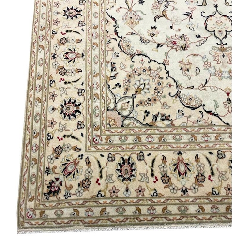 137 - FINE KURK KASHAN CARPET, 292cm x 190cm.