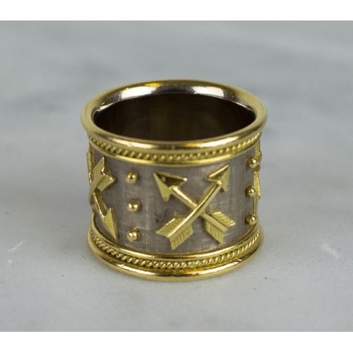 20 - ELIZABETH GAGE SAGITTARIUS ZODIAC BAND RING, hallmarked 750 gold 18ct. ring size P.