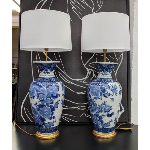 210 - TABLE LAMPS, a pair, 90.5cm H, Chinese blue and white ceramic, with shades. (2)