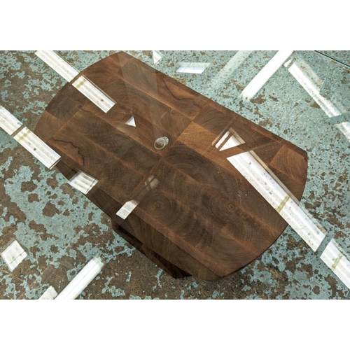 340 - COMITE DE PROYECTOS ROSEDALE COFFEE TABLE, 160cm x 160cm x 38cm.