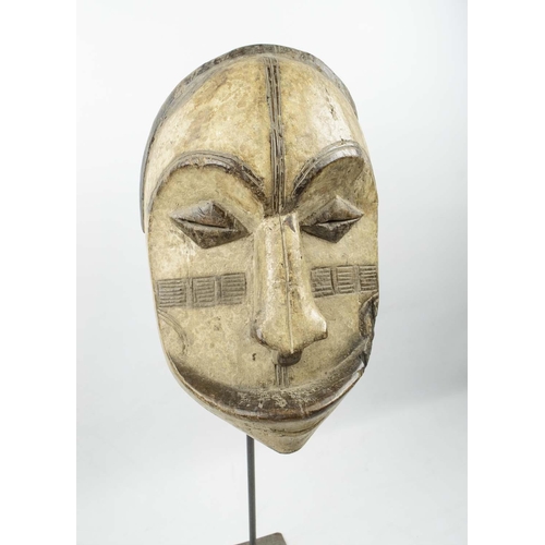 14 - FANG NGIL MASK, 88cm H, Gabon.