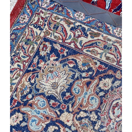 114 - FINE ANTIQUE PERSIAN TEHRAN CARPET, 460cm x 310cm.