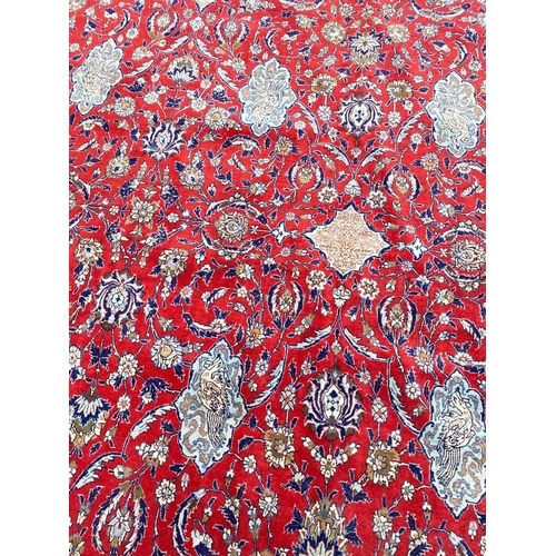 114 - FINE ANTIQUE PERSIAN TEHRAN CARPET, 460cm x 310cm.