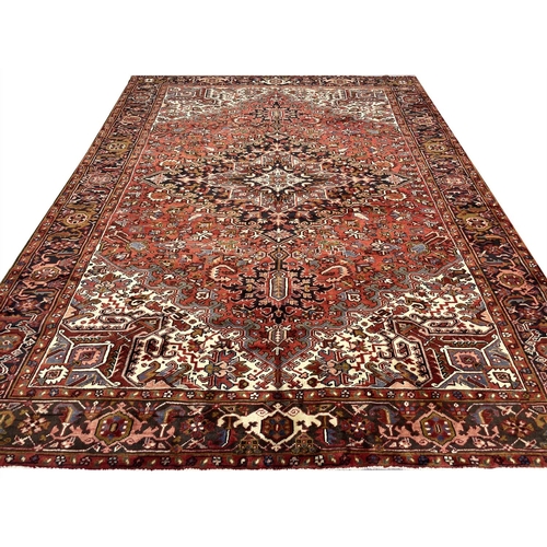 118 - PERSIAN HERIZ CARPET SIZE, 340cm x 250cm.