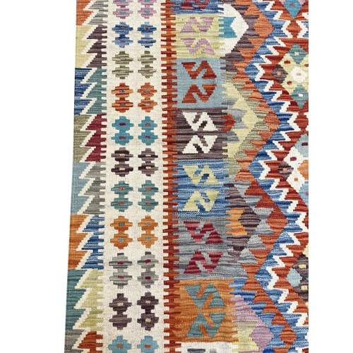 125 - FINE CONTEMPORARY ANATOLIAN DESIGN KILIM, 290cm x 197cm.