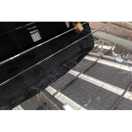 405 - GEM BABY GRAND ELECTRIC PIANO, 140cm W x 110cm D x 96cm H.