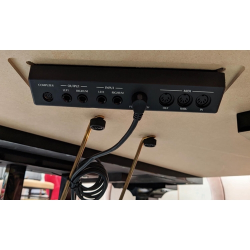 405 - GEM BABY GRAND ELECTRIC PIANO, 140cm W x 110cm D x 96cm H.