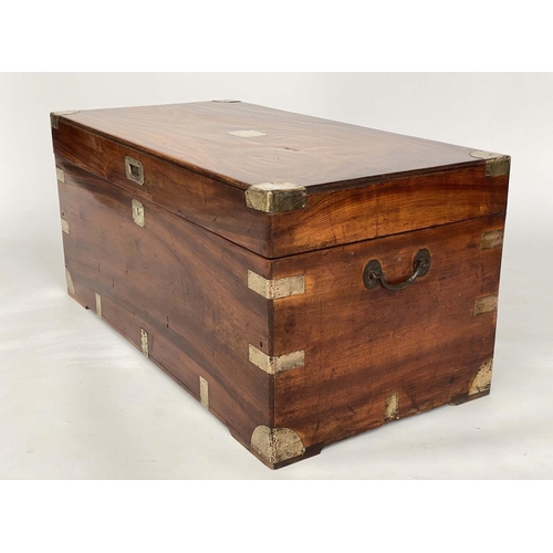 179 - TRUNK, 19th century Chinese export camphorwood and brass bound with rising lid and carrying handles,... 