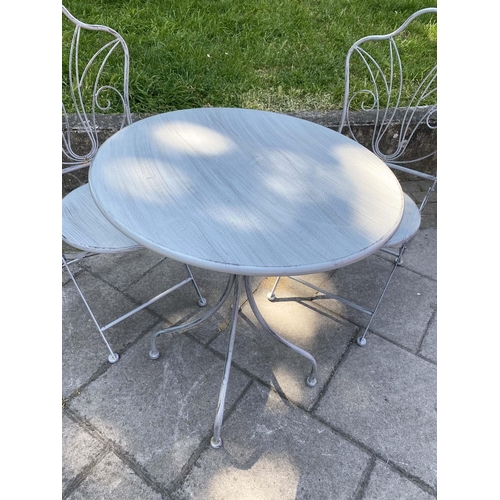 297 - BISTRO/TERRACE SET, French style grey painted metal with two folding chairs and a circular table, ta... 