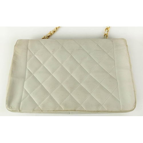 37 - VINTAGE CHANEL DIANA QUILTED BAG, with rounded front flap closure and iconic interlocking CC lock, d... 