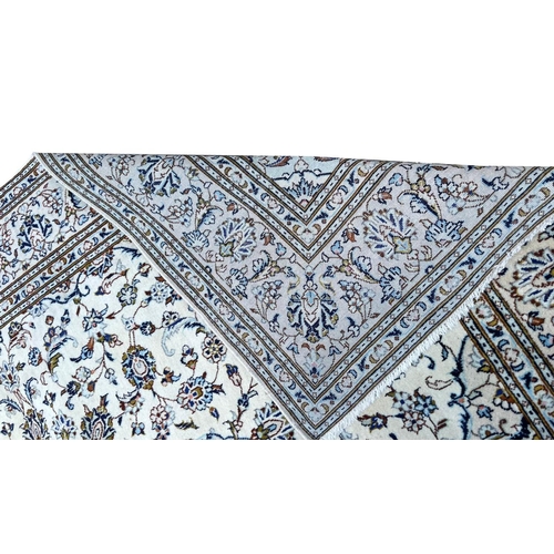 51 - FINE PERSIAN ISPHAHAN DESIGN CARPET, 298cm x 190cm.