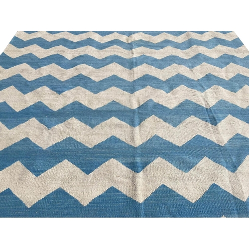 92 - CONTEMPORARY KILIM, 225cm x 175cm.