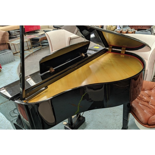 284 - GEM BABY GRAND ELECTRIC PIANO, 140cm W x 110cm D x 96cm H.