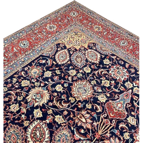 145 - FINE PERSIAN MAHAL CARPET, 380cm x 277cm.