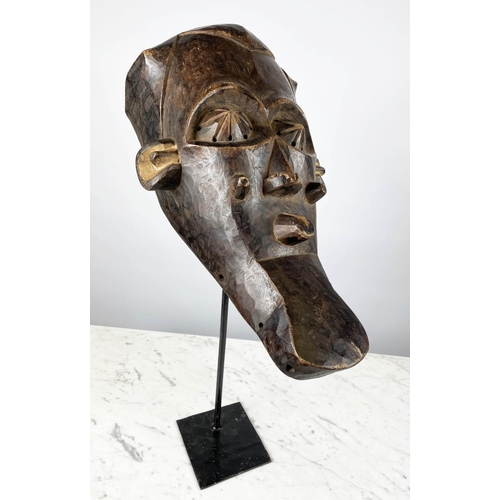 16 - LUBA MASK, 60cm H, Congo.