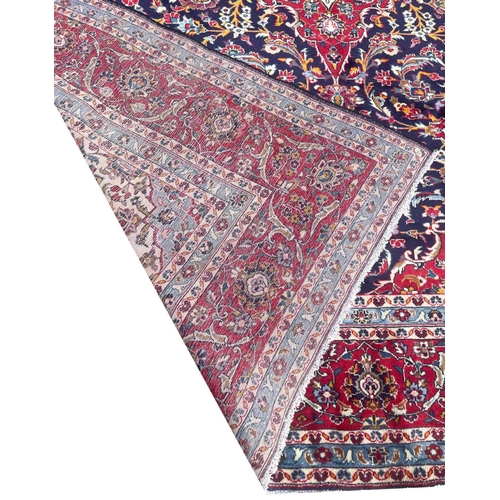 58 - FINE PERSIAN KASHAN CARPET, 410cm x 290cm.