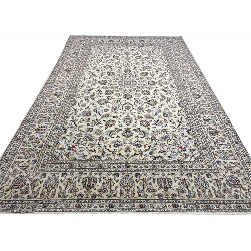 46 - FINE PERSIAN KURK KASHAN CARPET, 315cm x 200cm.