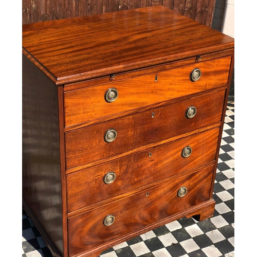 373 - BACHELOR'S CHEST, 95cm H x 85cm W x 57cm D, George III mahogany with brushing slide above 4 drawers.