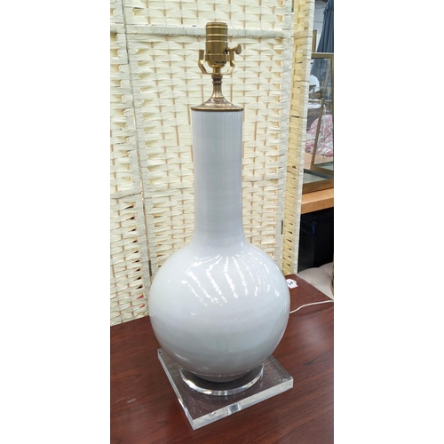 378 - PAOLO MOSCHINO WHITE GOURD VASE TABLE LAMP, 67cm H.