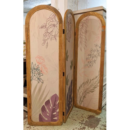 383 - FLOOR STANDING FOLDING SCREEN, 183cm H three fold with an arched top and leaf and floral decoration.