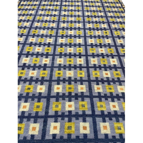 61 - FINE SCANDINAVIAN DESIGN KILIM, 302cm x 197cm.