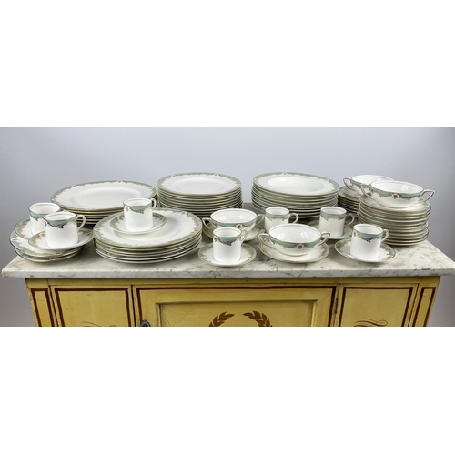 5 - ROYAL WORCESTER PART DINNER SERVICE, a 6 place setting comprising 6 dinner plates, 6 dessert bowls, ... 