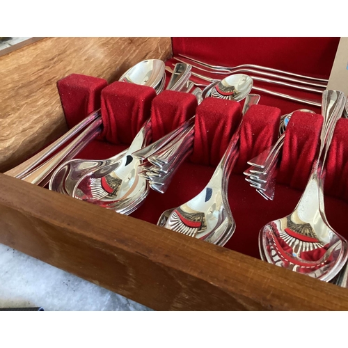 129 - CANTEEN OF CUTLERY, Arthur Price 'County Stainless', Sheffield, England, eight place settings cased.