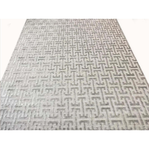 132 - CONTEMPORARY ART DECO DESIGN SILVER CARPET, 345cm x 245cm.