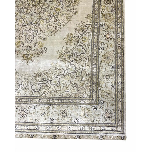 146 - FINE PURE SILK HEREKE DESIGN RUG, 185cm x 126cm.