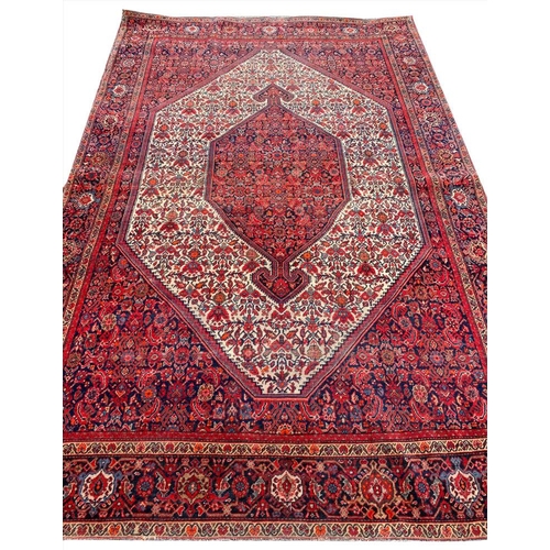 137 - ANTIQUE PERSIAN FEREGHAN RUG, 196cm x 127cm.