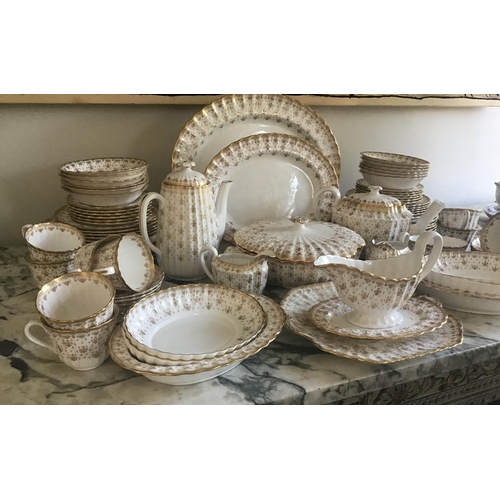 294 - DINNER SERVICE, English Fine Bone China, spode, 'Fleur  de lys', gold, twelve place, six piece setti... 