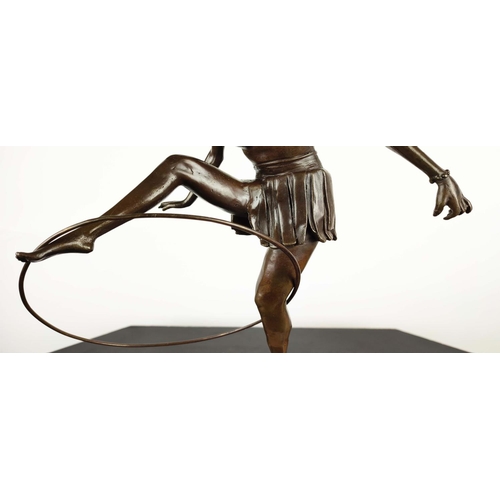 21 - AFTER D ALONZO, an Art Deco style bronze of a female dancer, raised on a marble base, 49cm H.