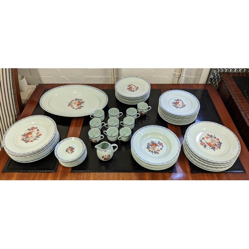 8 - LIMOGES RAYNAUD PART DINNER SERVICE, Imari style, comprising fourteen dinner plates, fifteen side pl... 