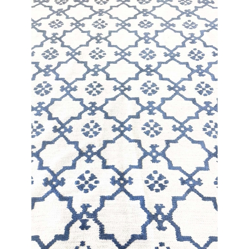 104 - CONTEMPORARY SILK AND WOOL CARPET, 292cm x 198cm.