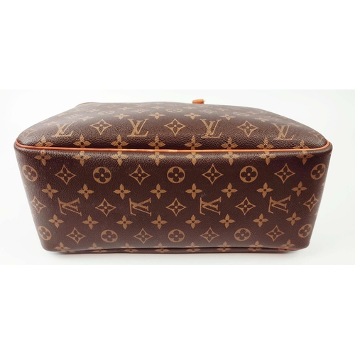 26 - LOUIS VUITTON DEAUVILLE BAG, monogram canvas, large size, perfect for travel washable interior, two ... 