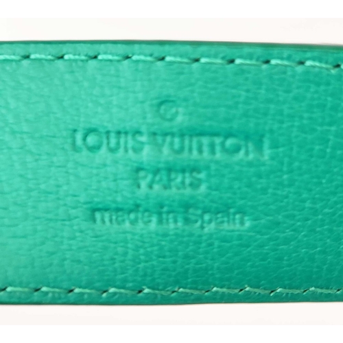 29 - LOUIS VUITTON CROCODILE BELT, green exotic leather with gold tone initials at the front, size 80/32,... 