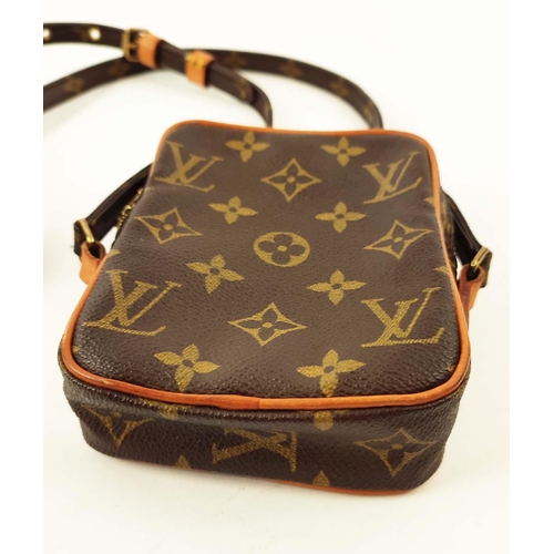 Sold at Auction: Louis Vuitton, Louis Vuitton Monogram Canvas Danube  Shoulder Bag