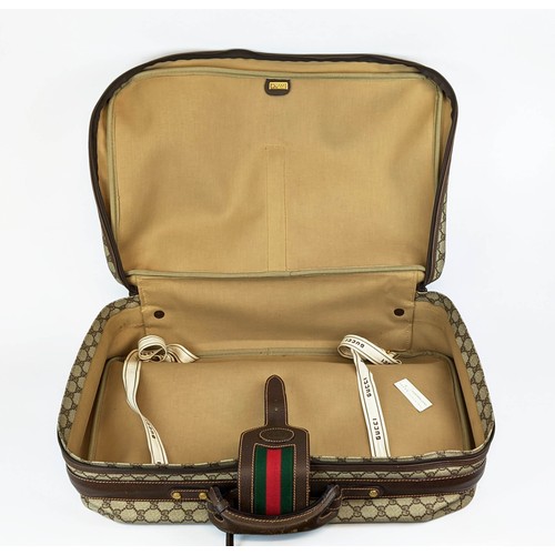 25A - GUCCI VINTAGE SUITCASE, buckle closure with iconic green and red web detailing, leather top handle, ... 