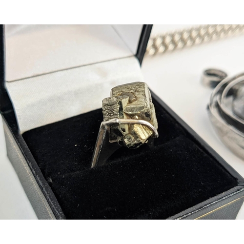 43 - A COLLECTION OF IAN WATSON AND ASSOCIATED SILVER AND WHITE METAL JEWELLERY, mostly 1970s and later, ... 