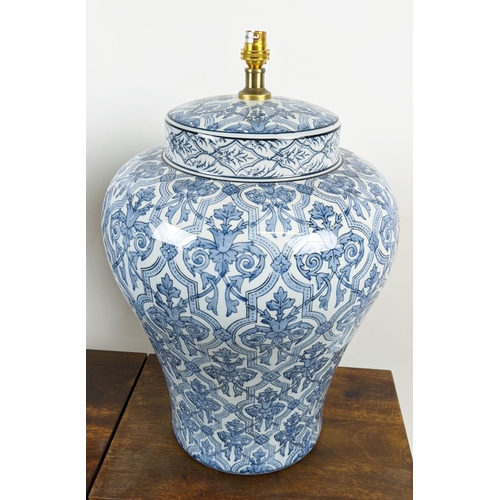 581 - CHINESE EXPORT STYLE BLUE AND WHITE CERAMIC POT TABLE LAMPS, a pair, 58cm H. (2)